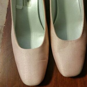Died pale pink shoes sz 9 (match dress listed)